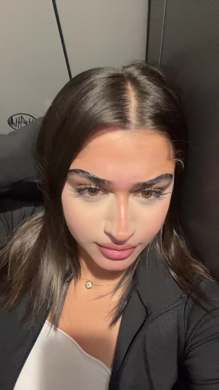 @Hasiba💋