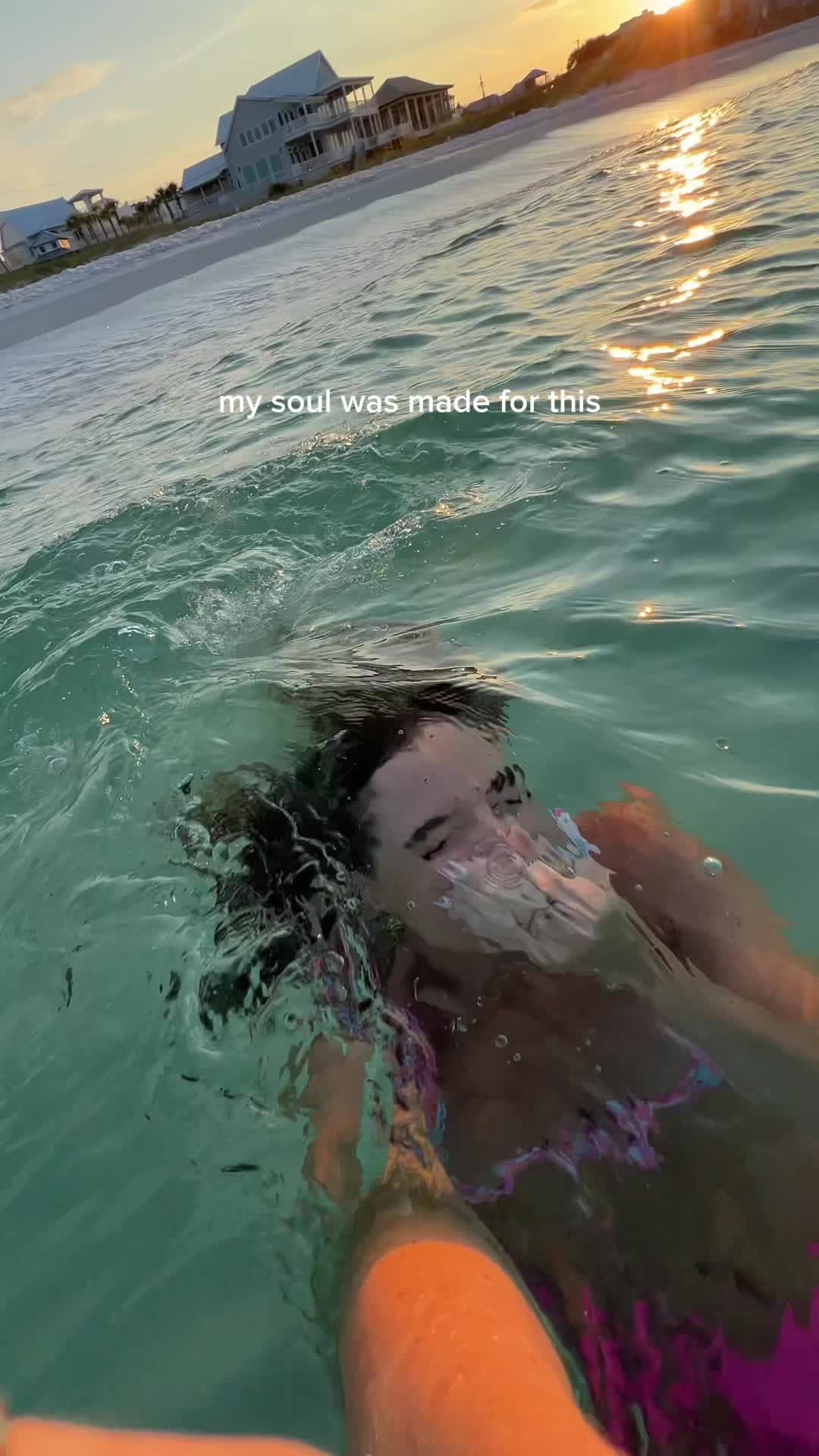 @caitlinkellnerr