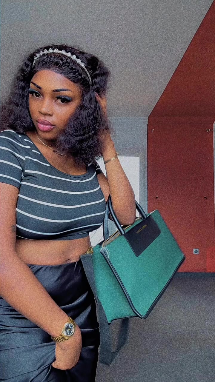 @Samantha clad 🇬🇦.🎭~