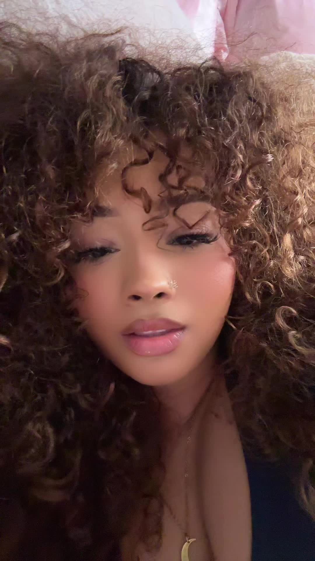 @mya 🕷️