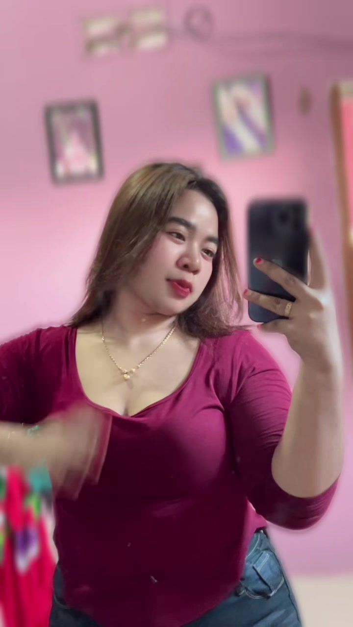 @eliyana 💜💋