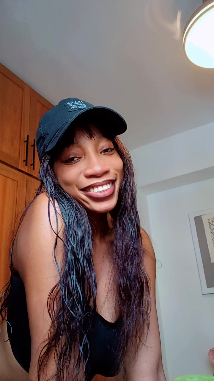 @Esmeralda