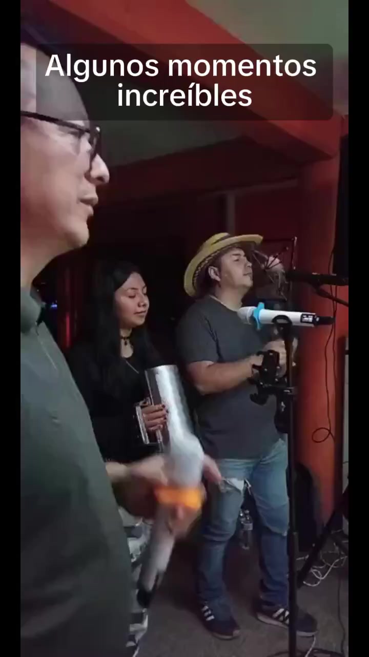 @Elking Medina 🎼🎙️