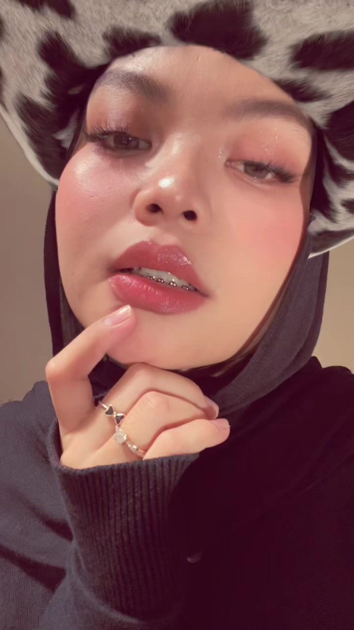 @˚౨ৎ nadia