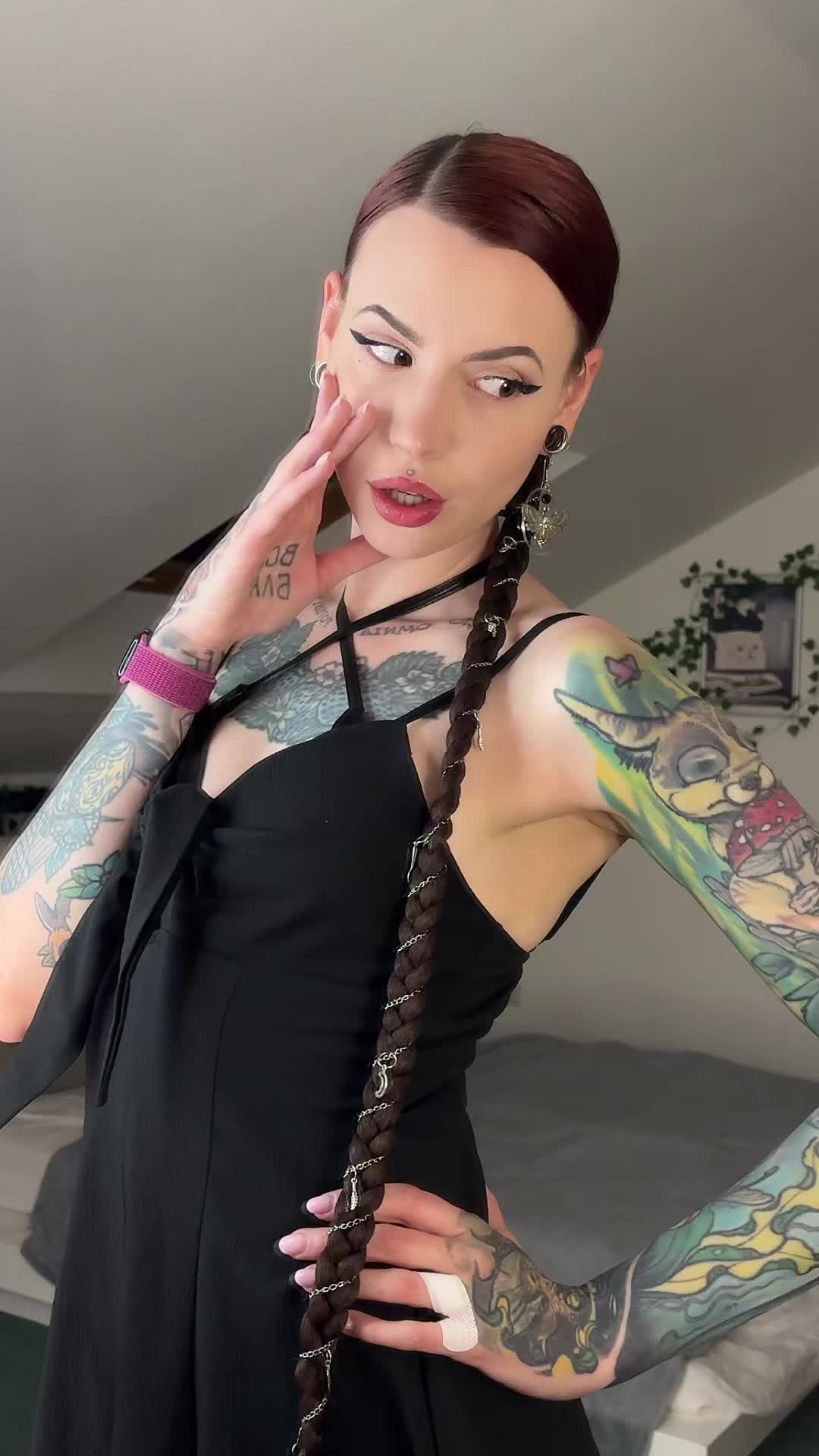 @Vera