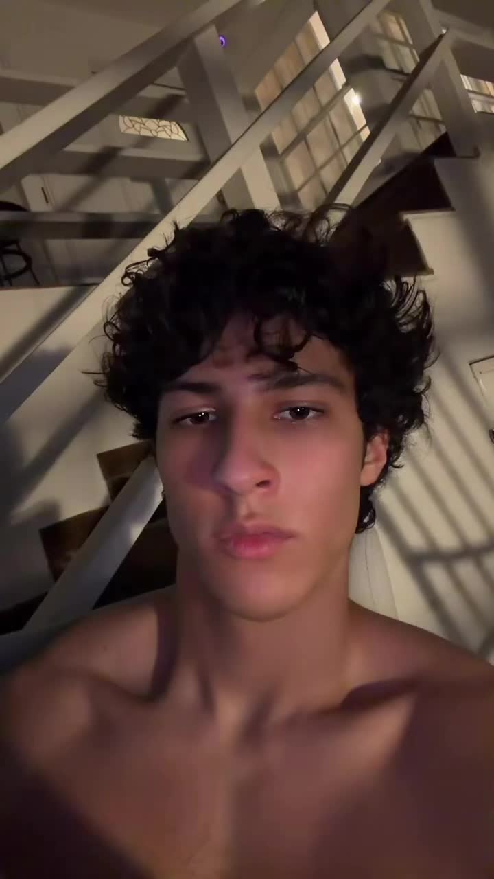 @marcushullaster