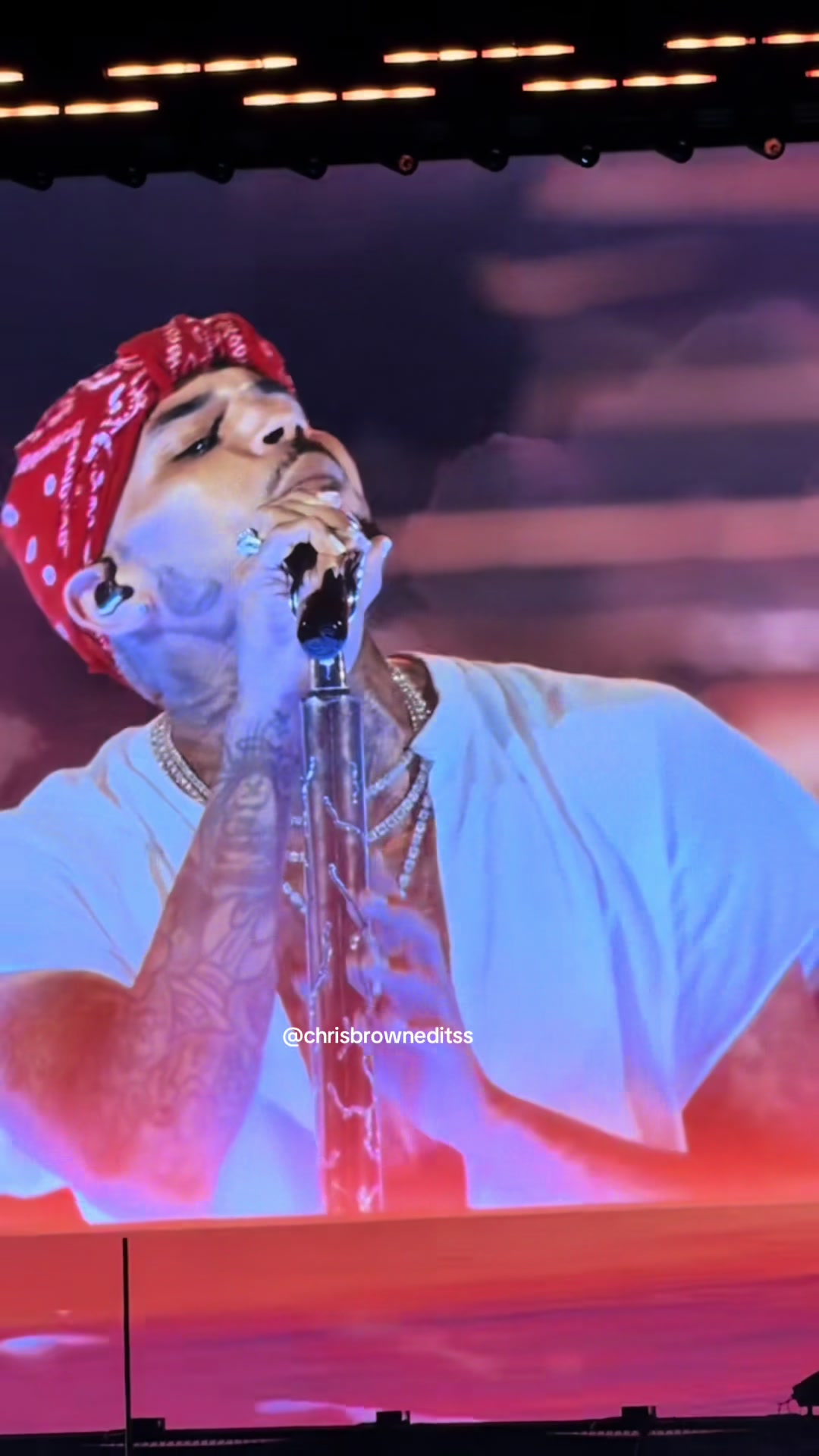 @chrisbrown.editss