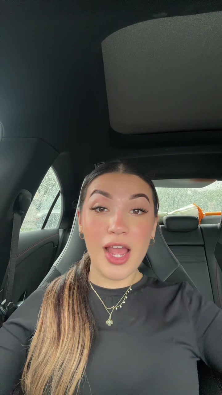 @olivia