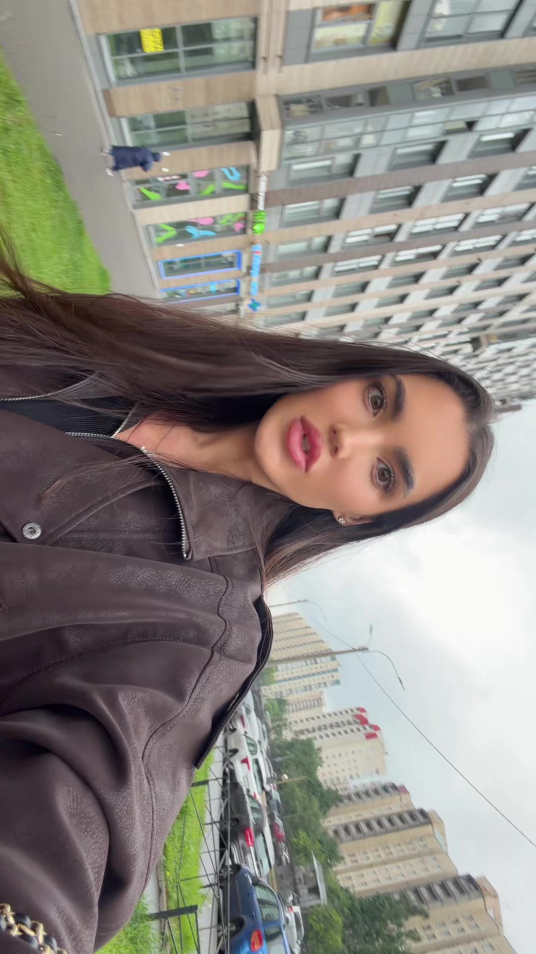 @Lesya