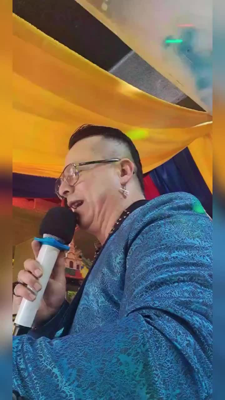 @Elking Medina 🎼🎙️