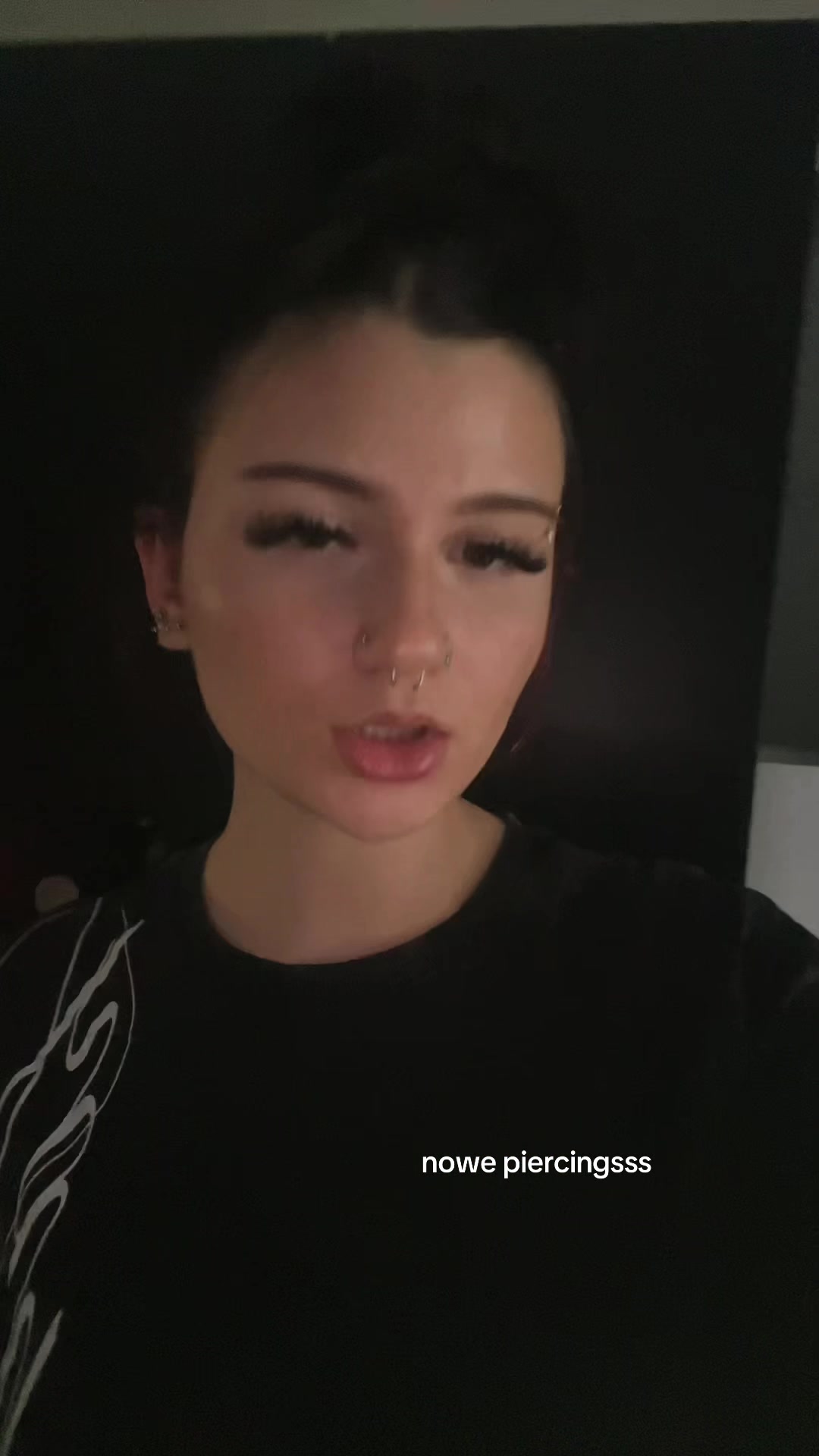 @️