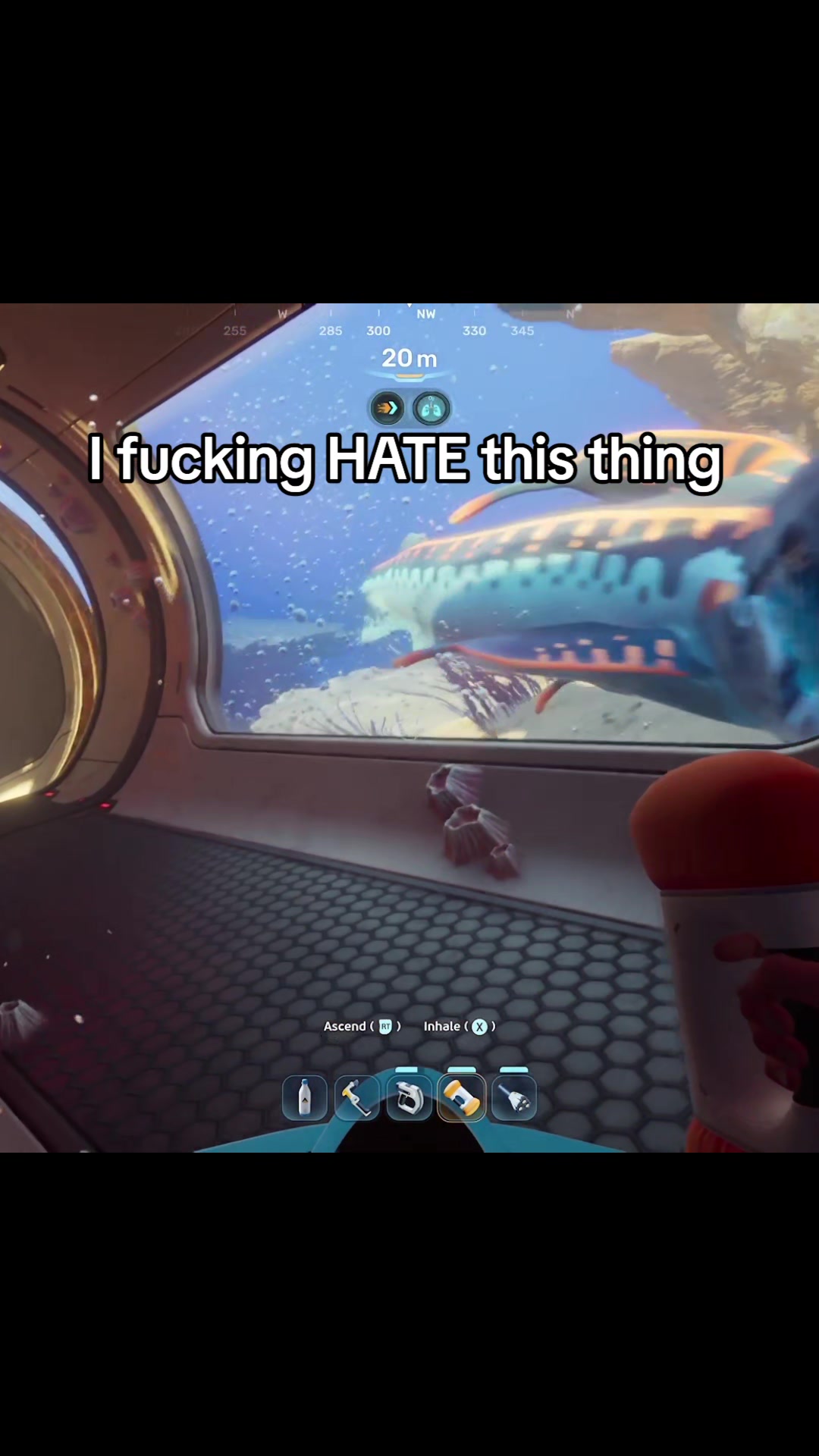@Hollow
