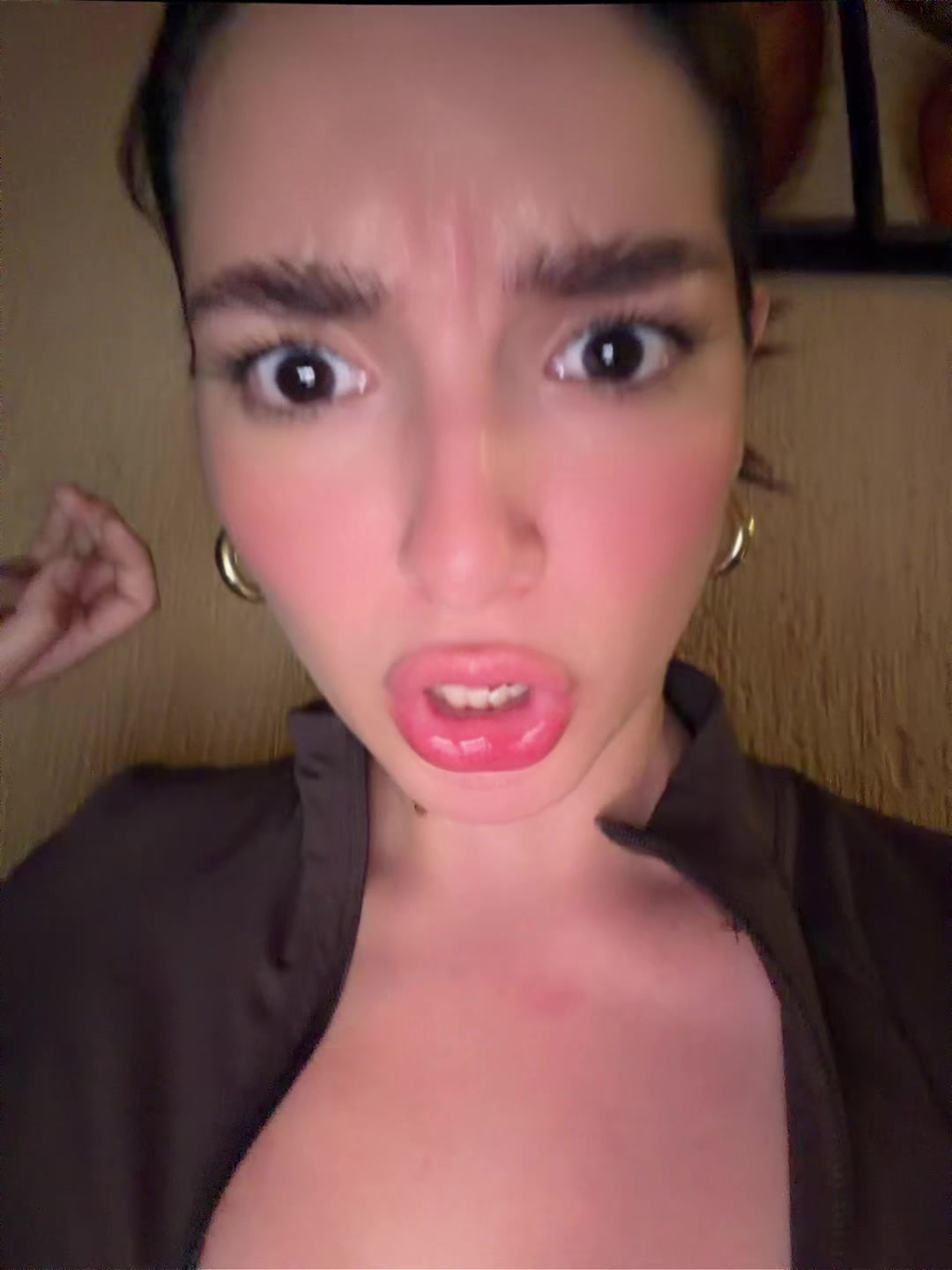 @Elizabolas