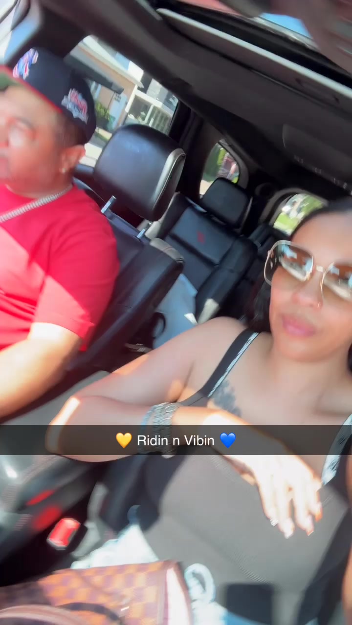@Pink_Bombshell