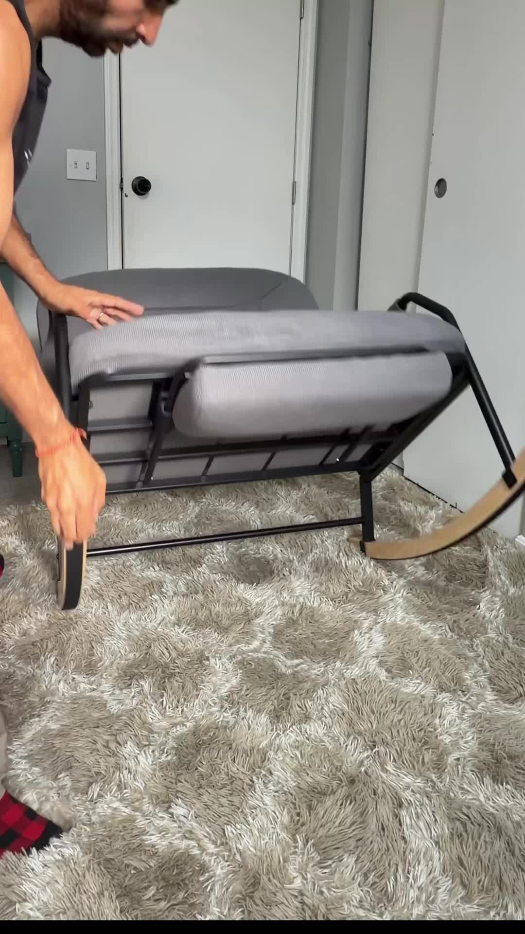 @GYᗩᑎ