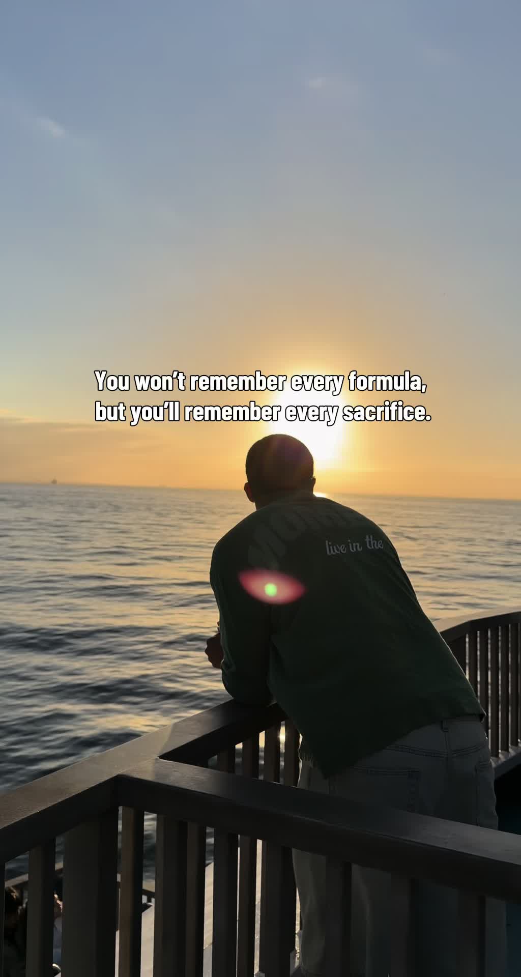 @MmntCarter