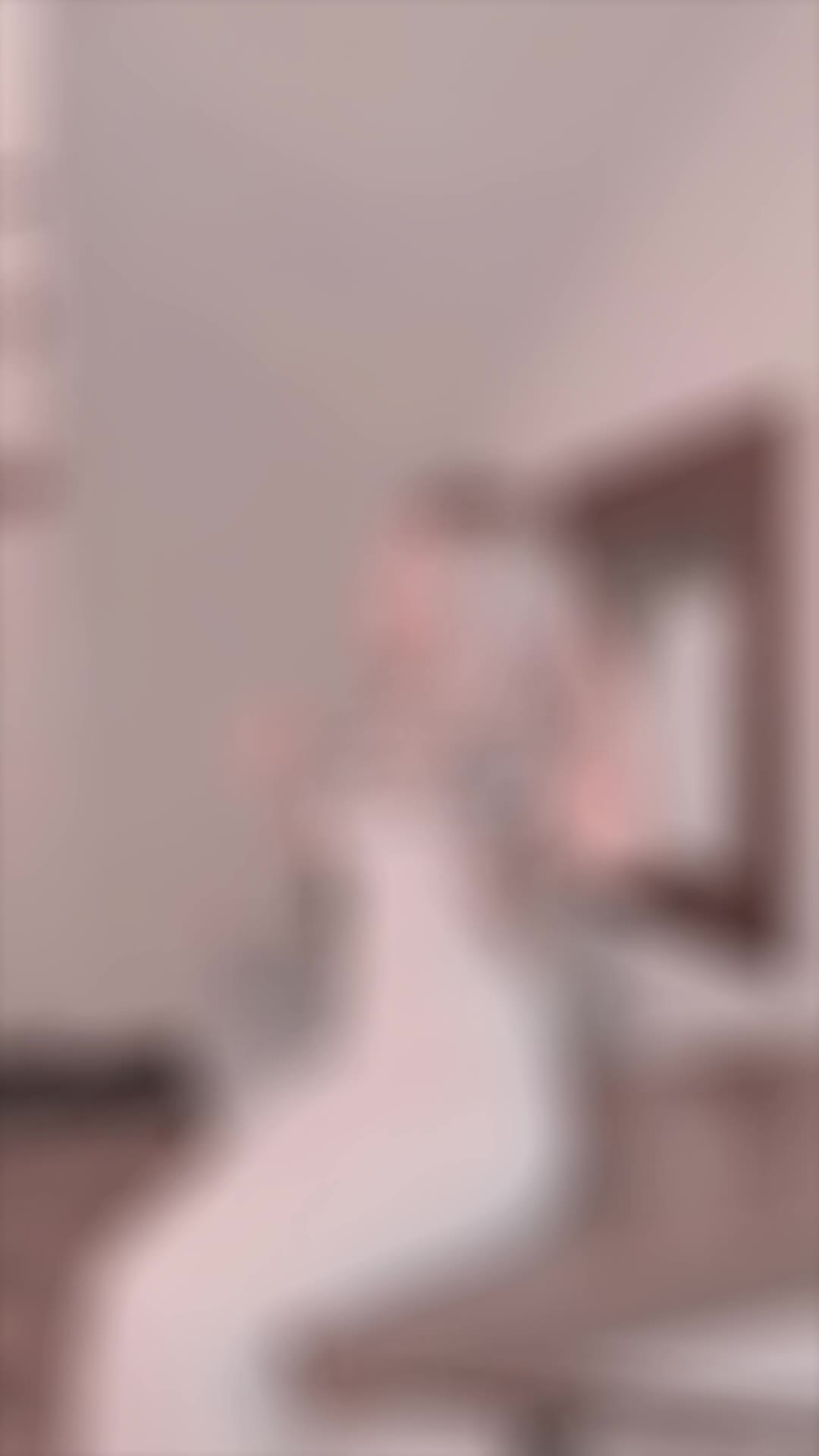 @𝒾𝓏𝓏𝓎 𐙚