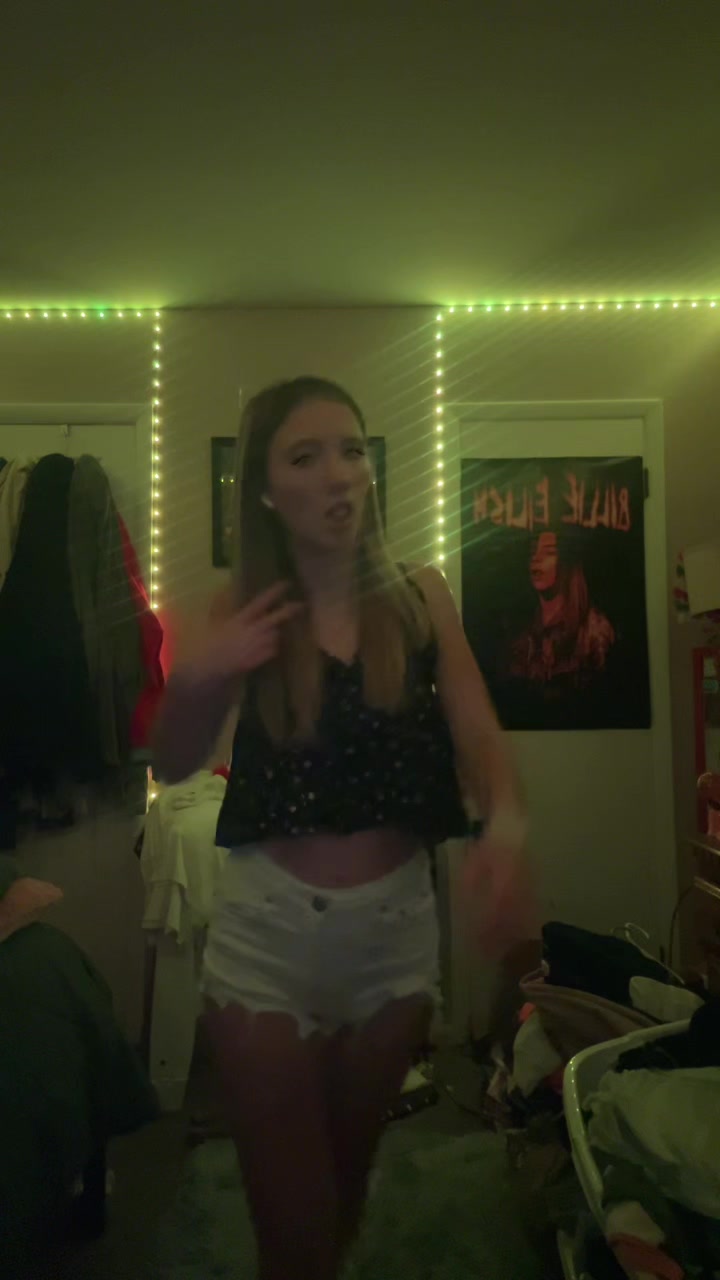 @livy.poo.16