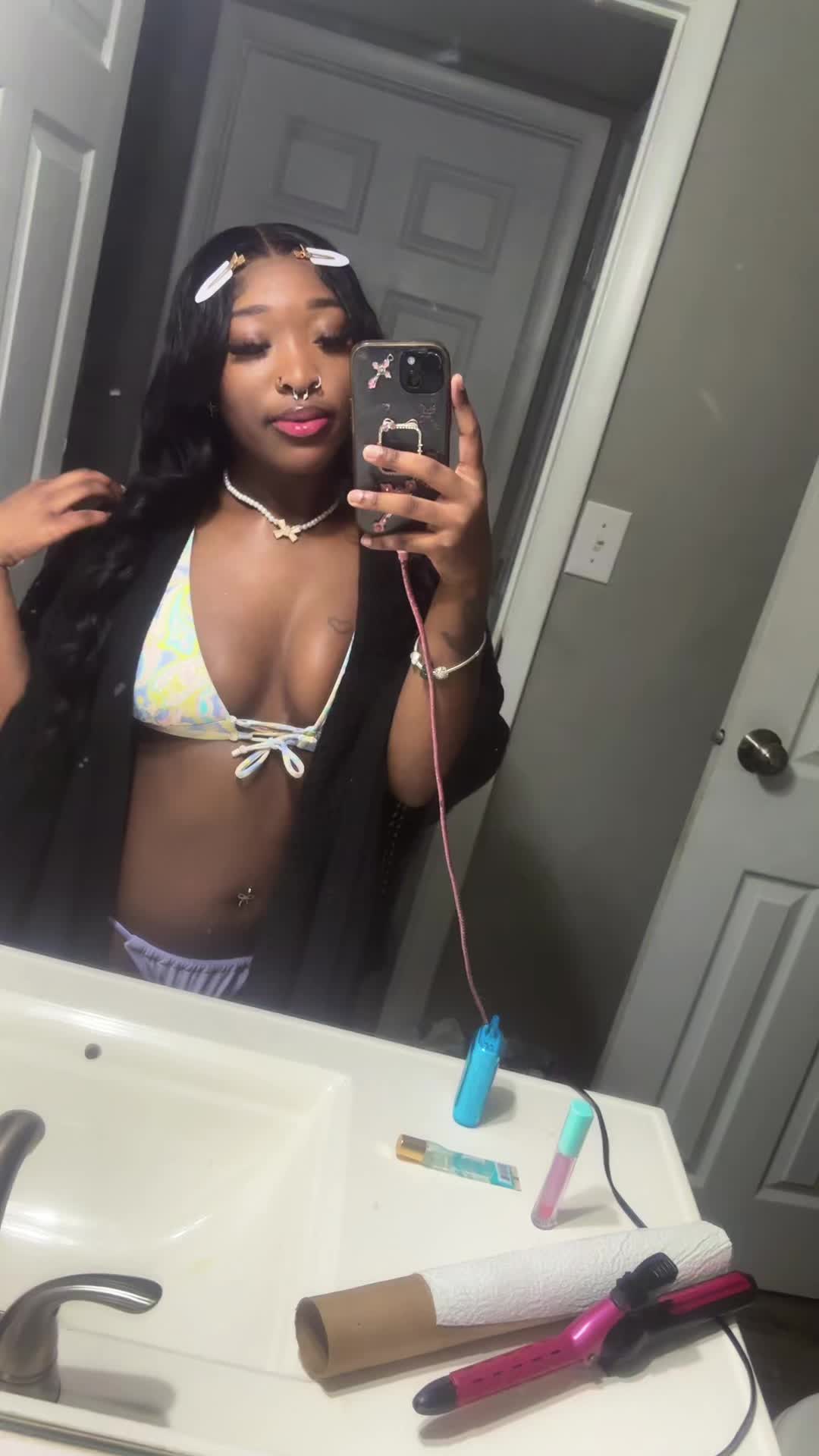 @ყαყα🩻💋