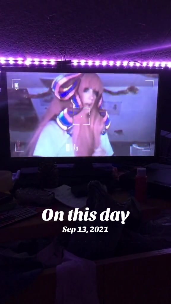 @𝔰𝔱𝔲𝔭𝔦𝔡 𝔟𝔦𝔱𝔠𝔥