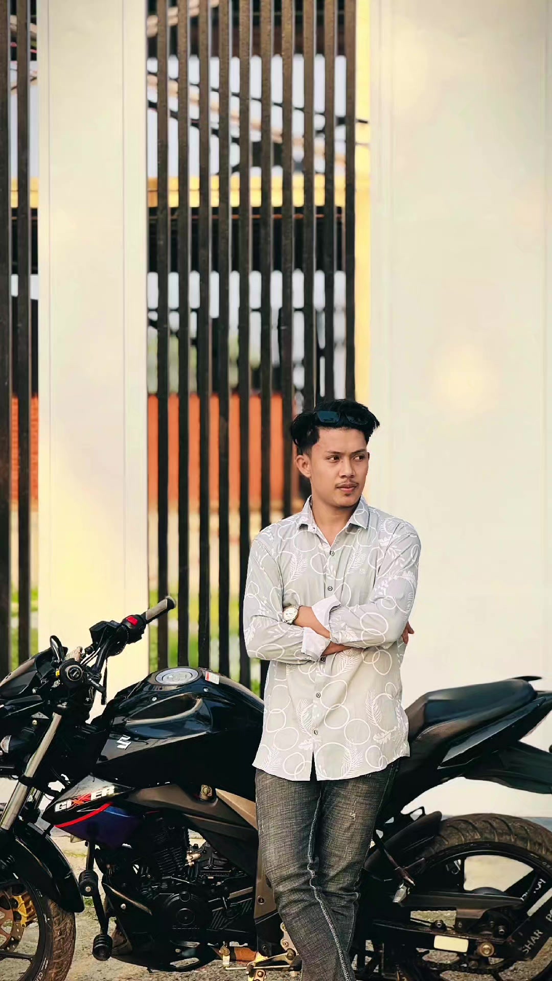 @R...🚩