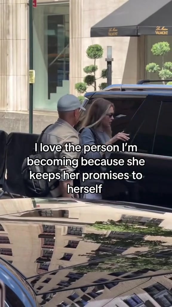 @defnot.girl
