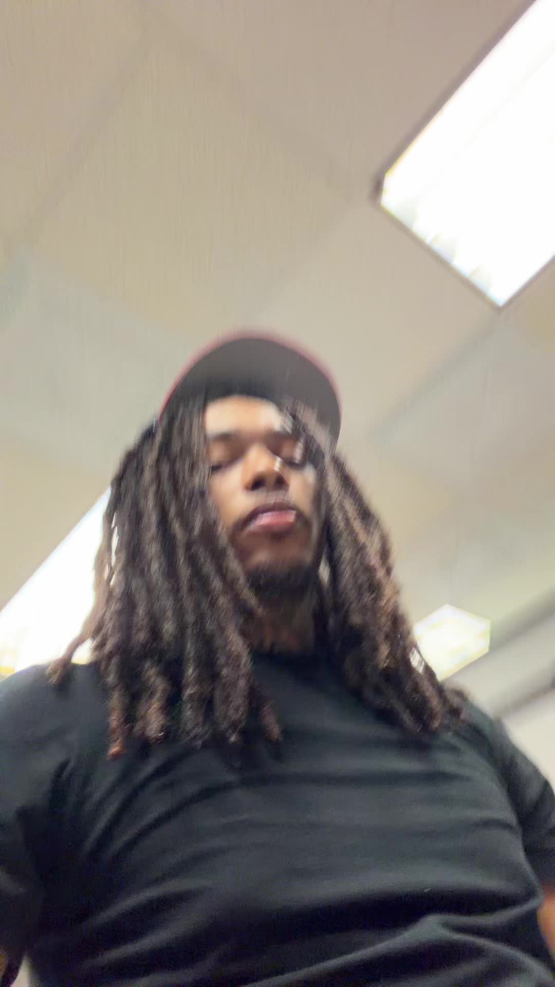 @AkeeSavv🖤
