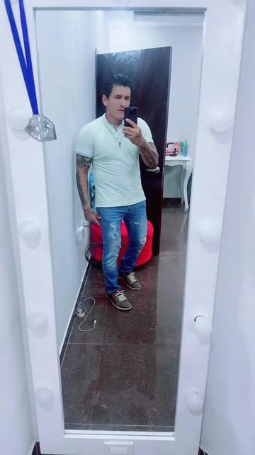 @chicodelacuadragymbro🇪🇨🇺🇸