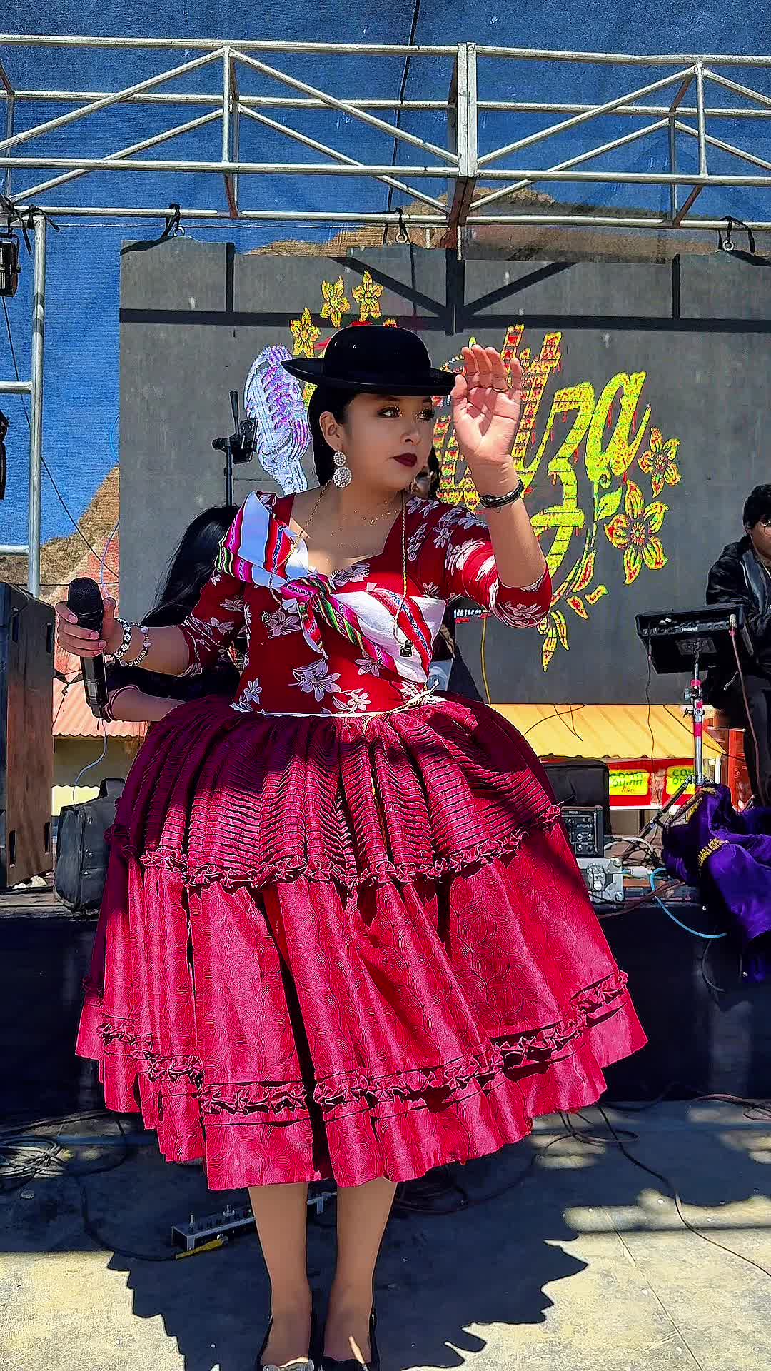 @Agrupaci&oacute;n Jhuditza RoseBell