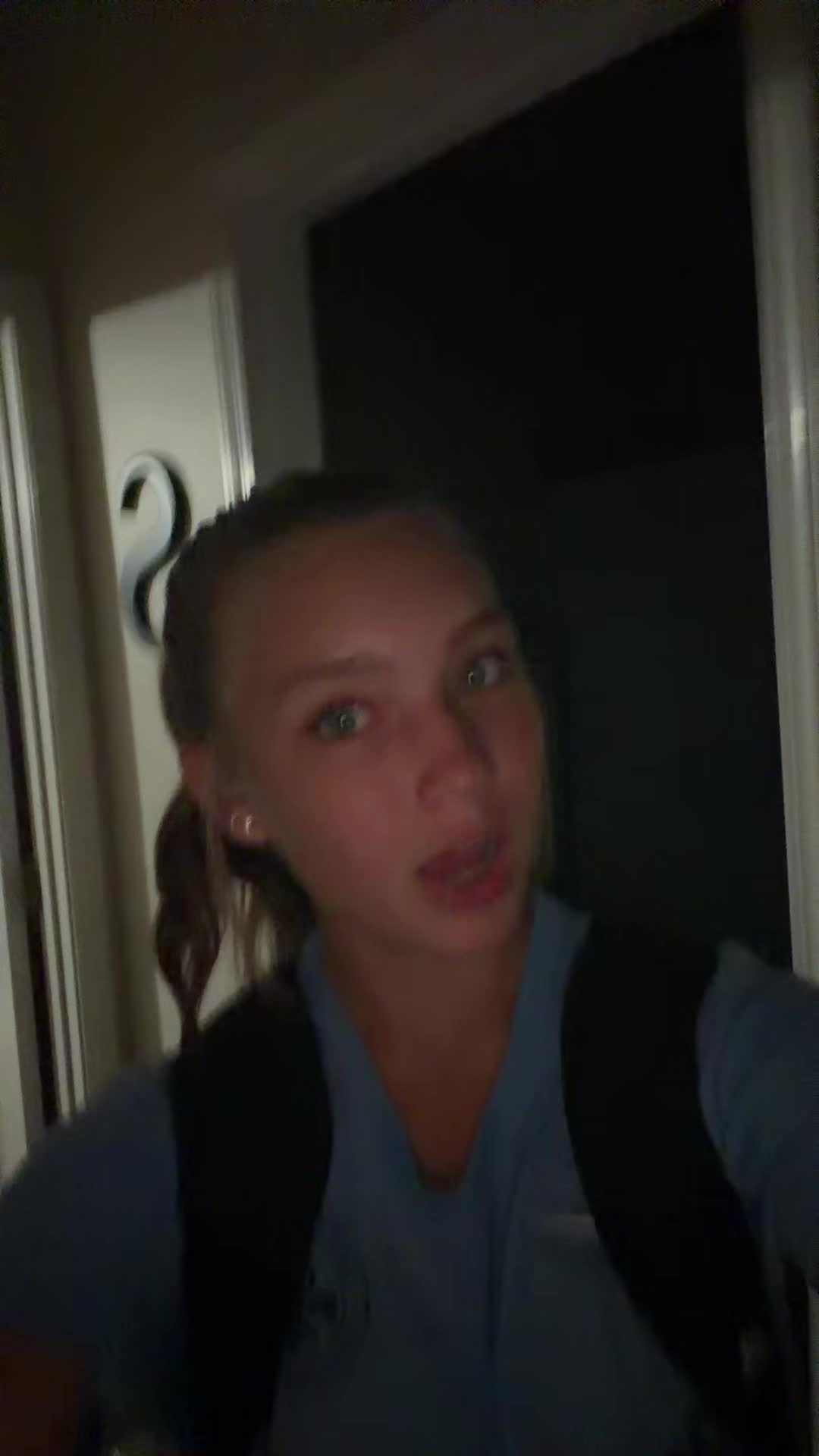 @applecrispbloom