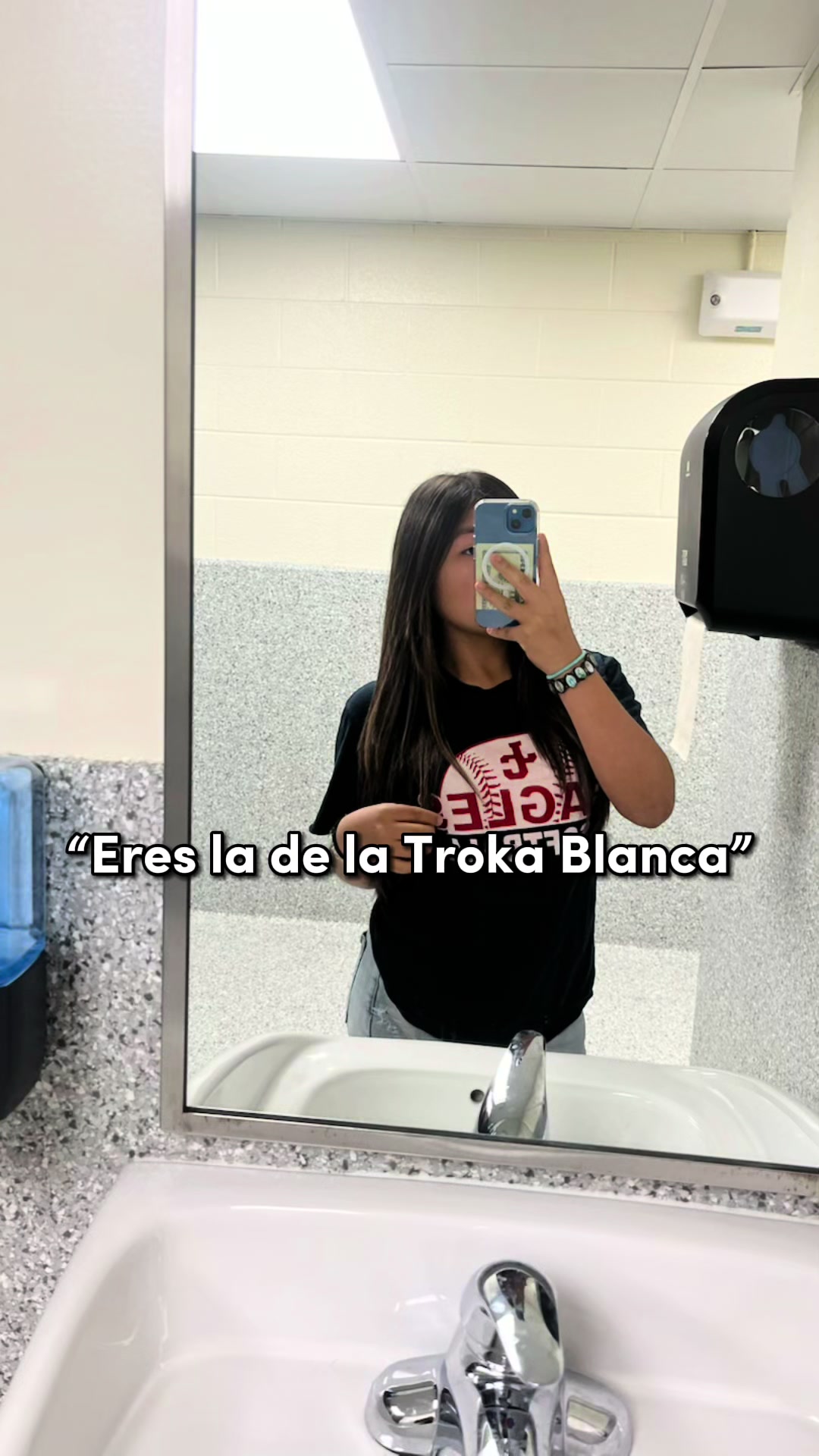 @whos.adriana_1