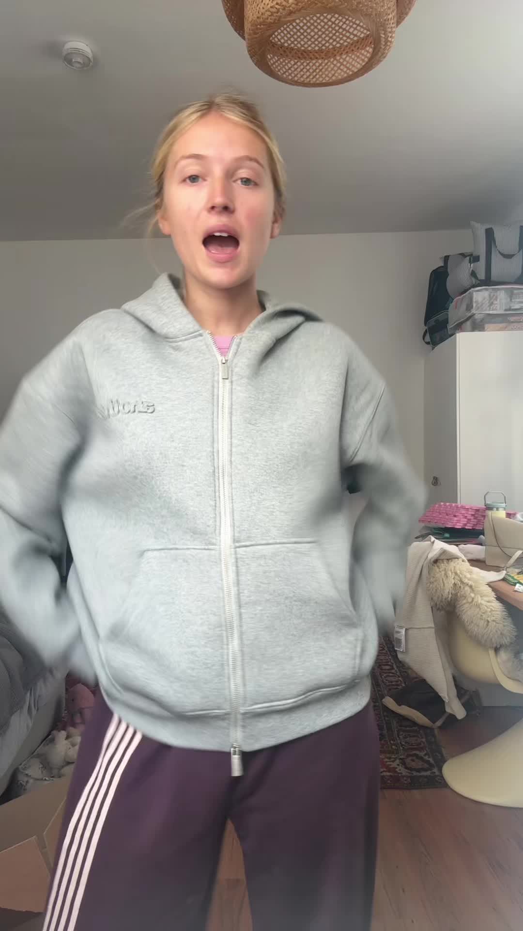 @Ella Kania
