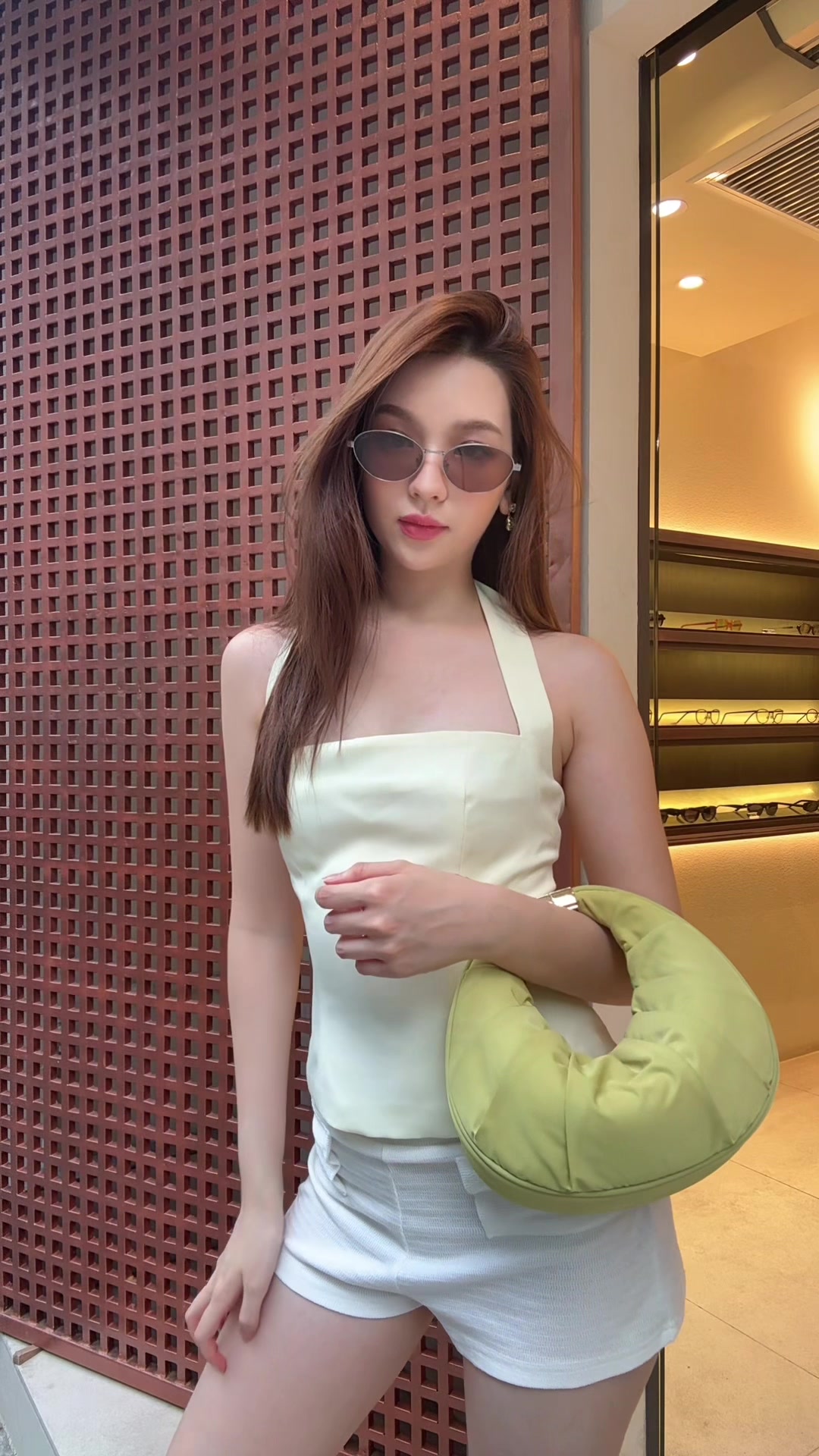 @giftnuttarin
