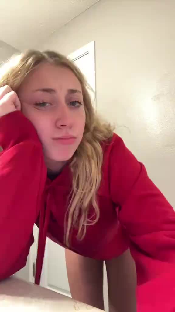 @Ava