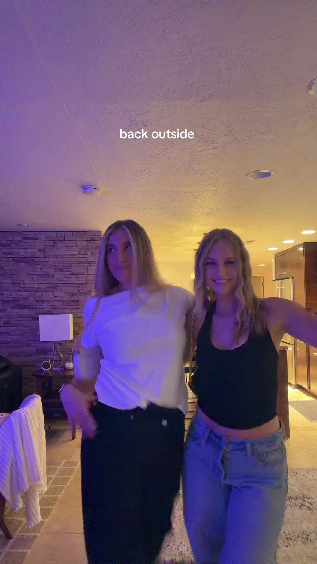 @ava