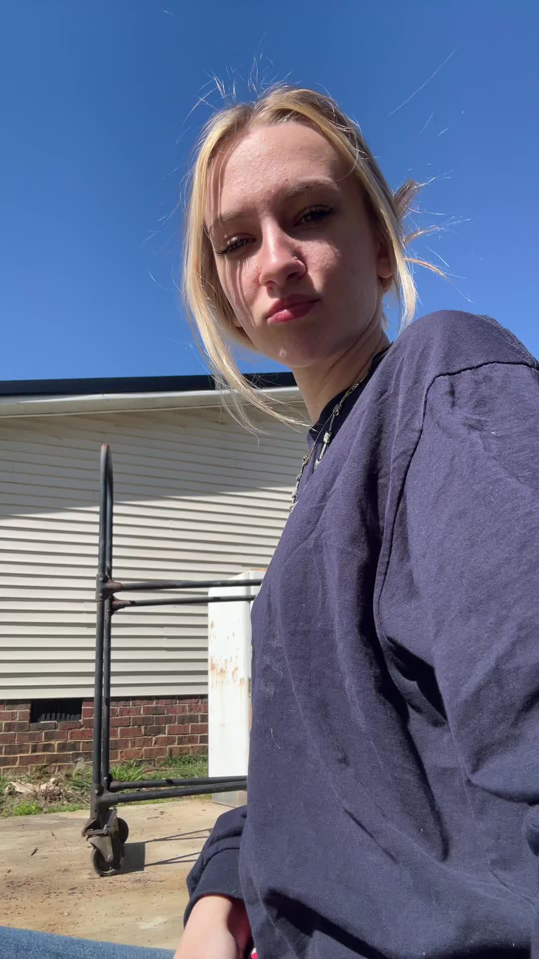 @IAMRLYHERE