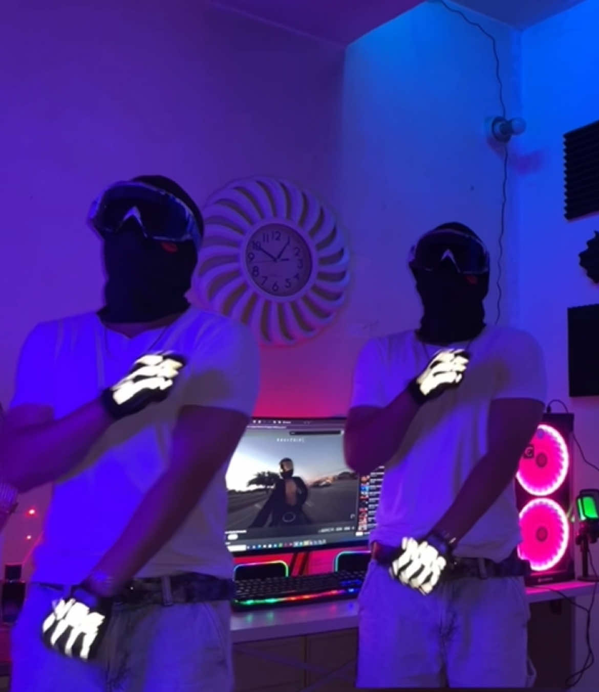 @๐ญ E L Z I N H O II๐ท