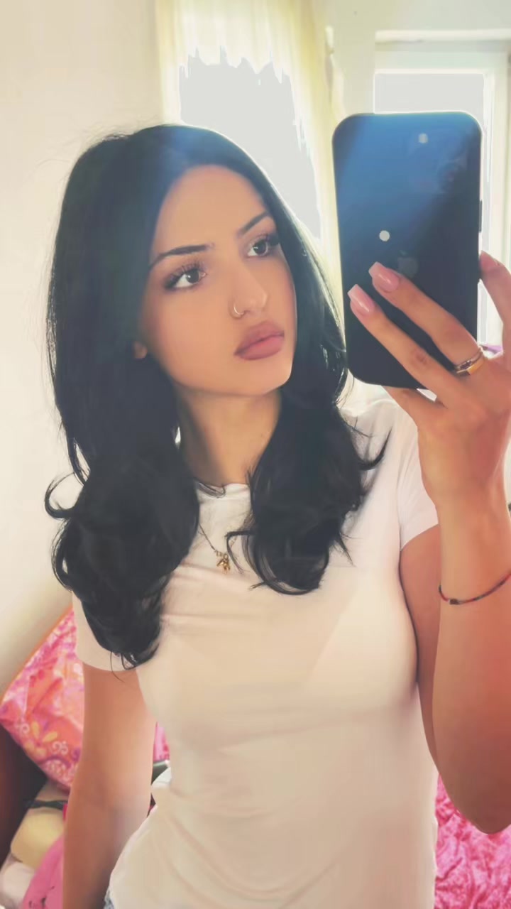@Anilaaa