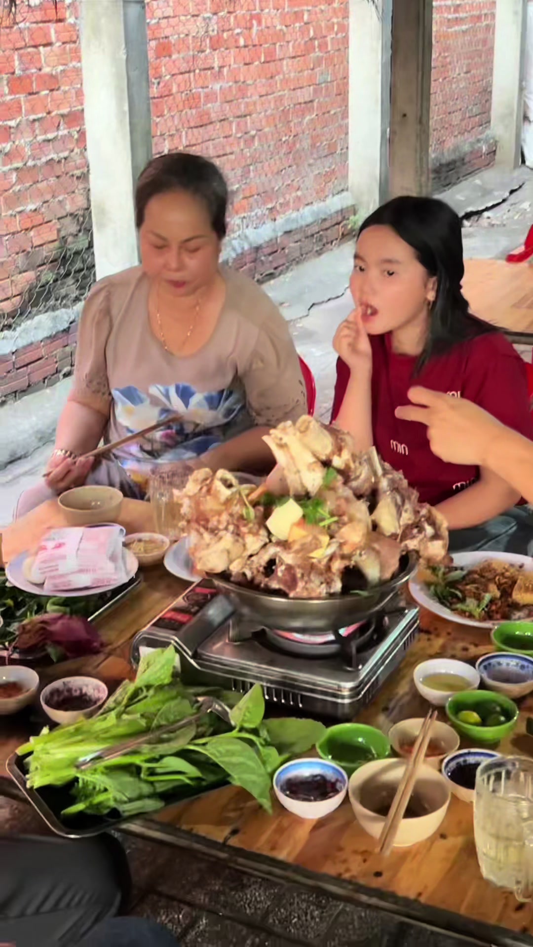 @NGỌC TR&Uacute;CBB