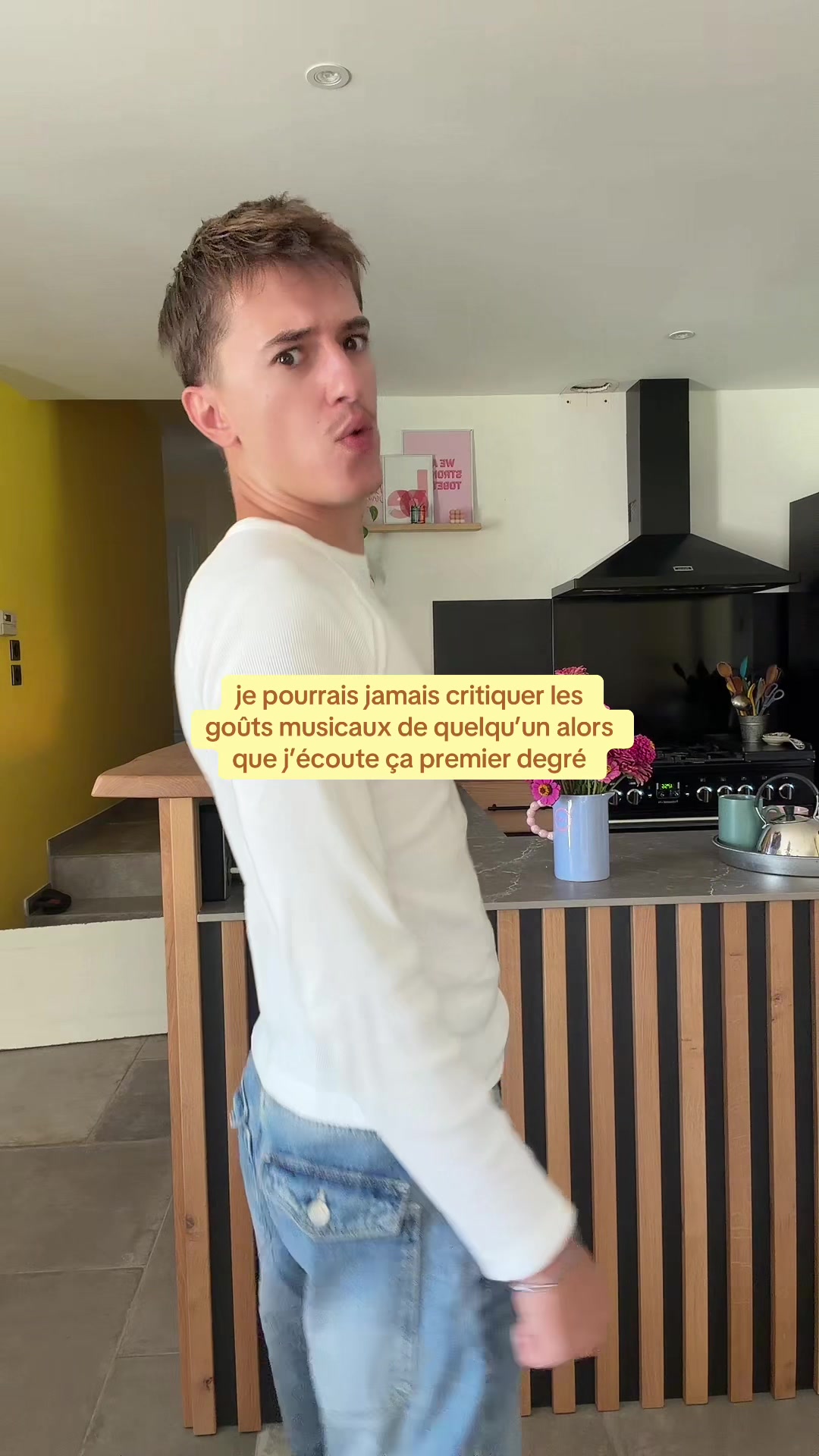 @hélios