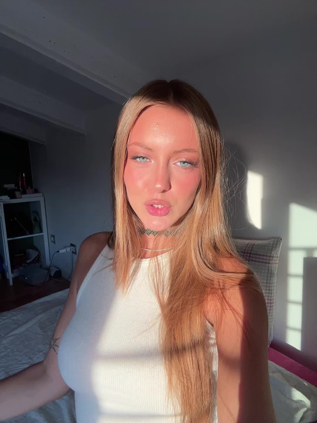 @cate☀️