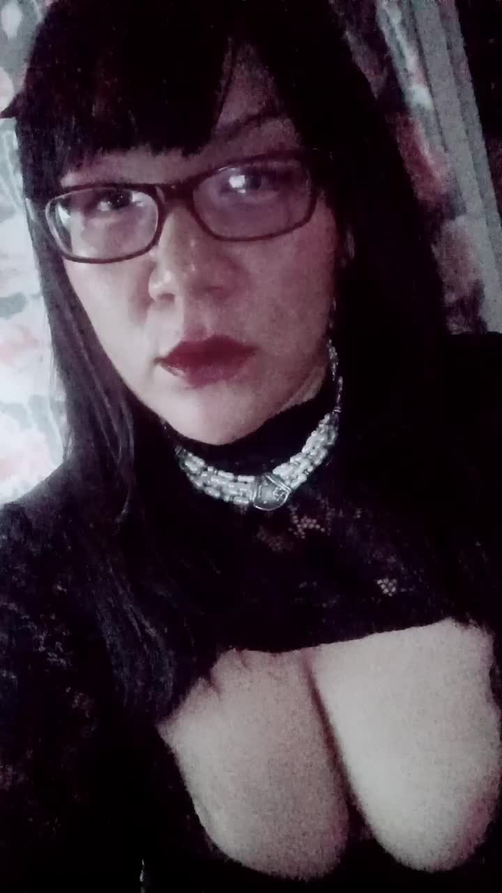 @hopelessrhia