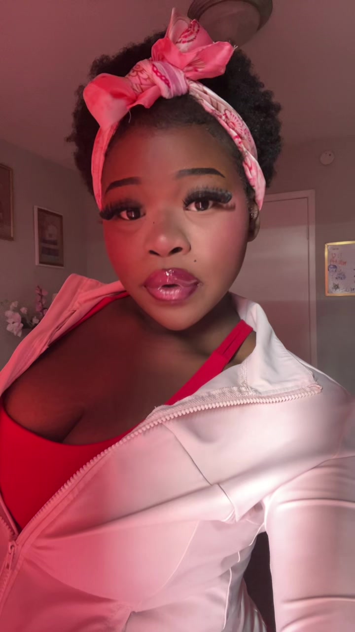 @Daphne🇳🇬