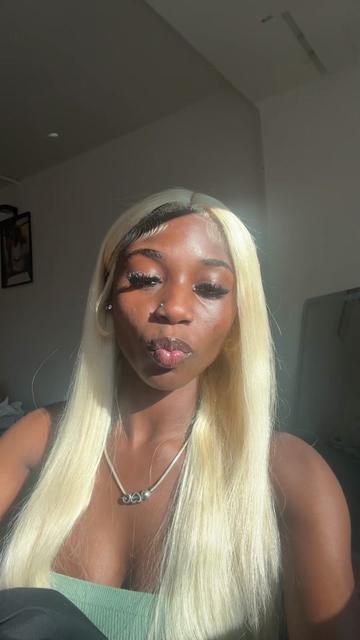 @Justagirlwithburgundyhair