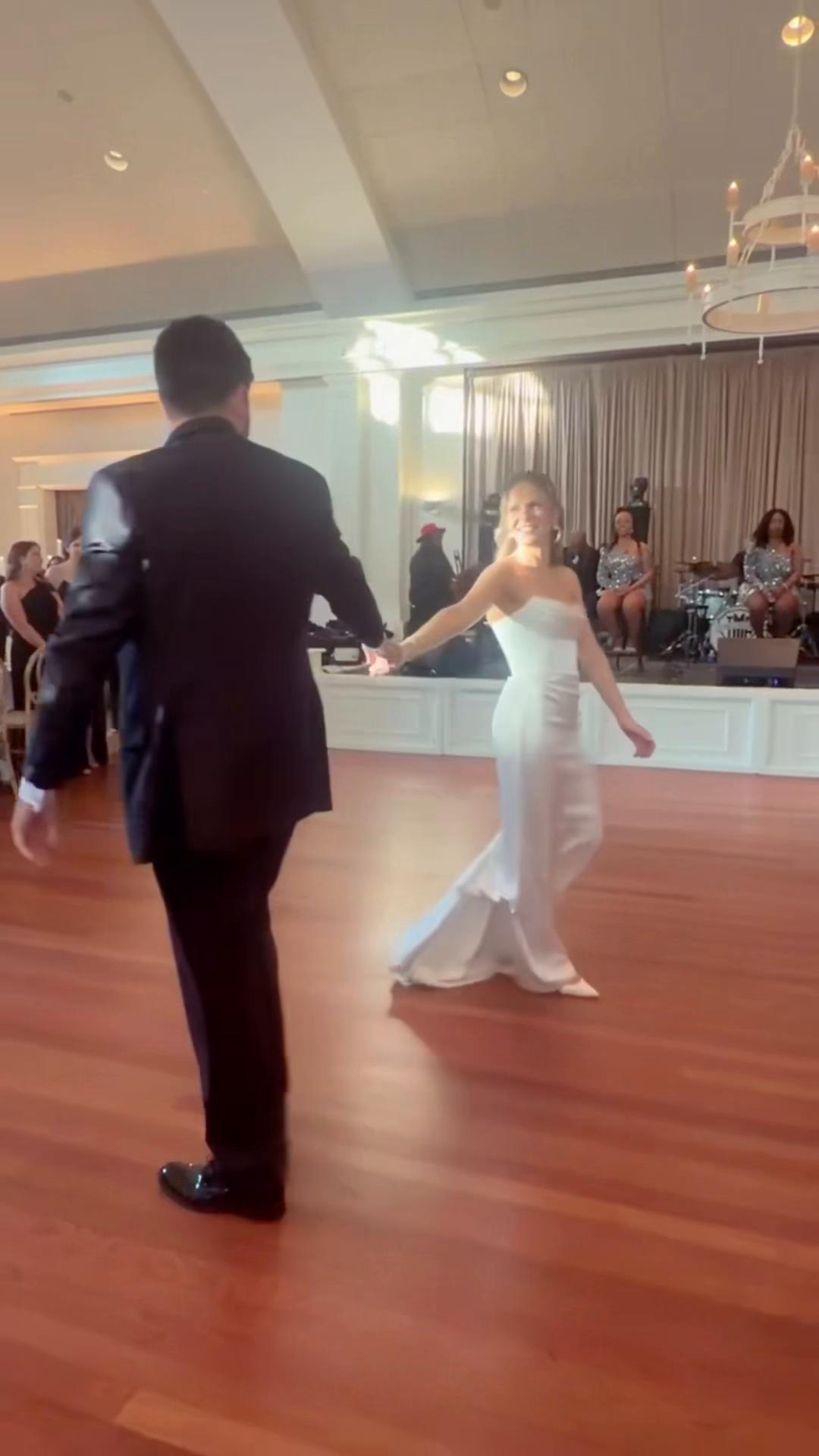 @Mary Me Wedding Dances