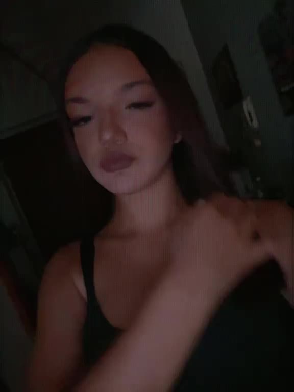 @𝓬𝓵𝓪