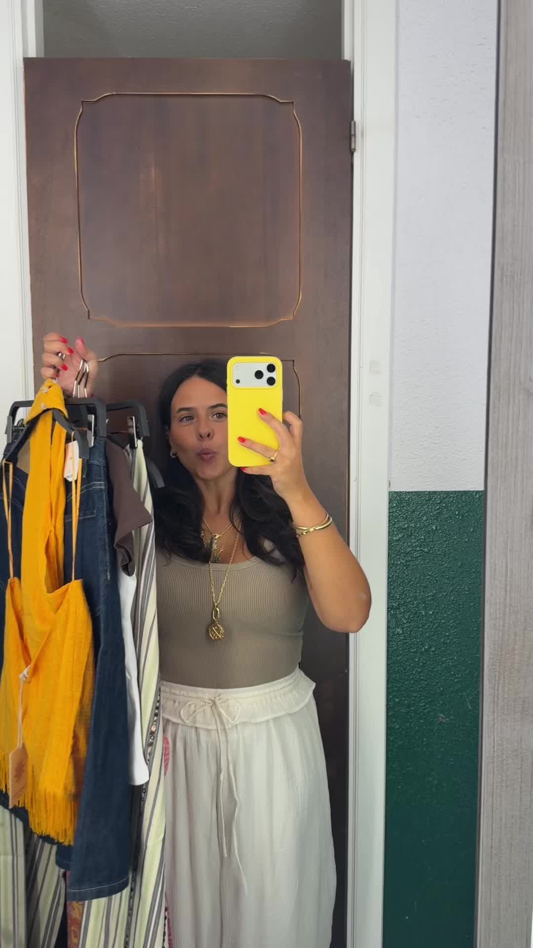 @nenas teixeira
