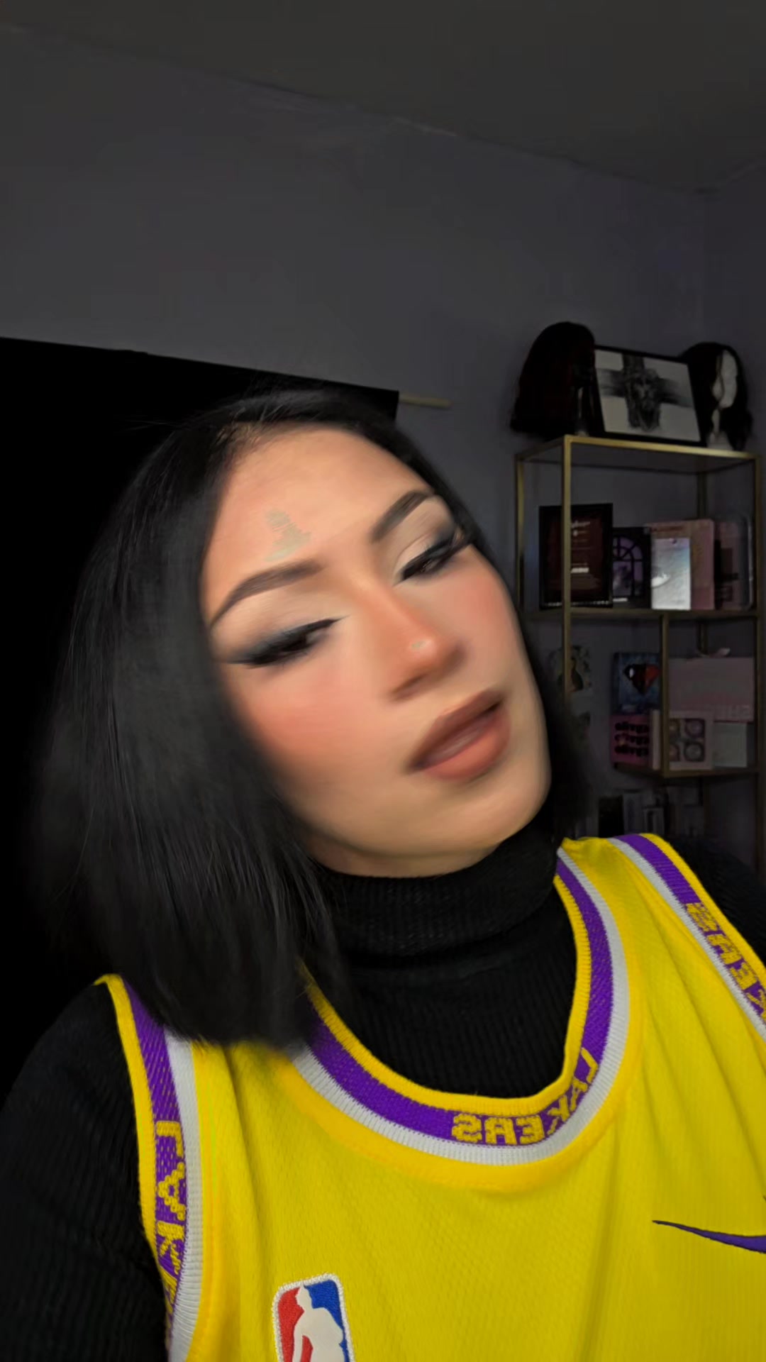 @cholita makeup