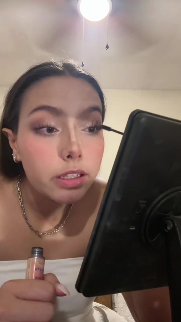 @Isa
