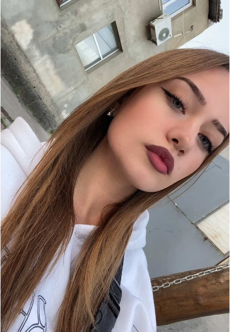 @Iulia